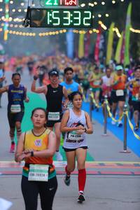 BIB: 5332, 27518, 26924
                            <button type="button" onclick="openModal(8905638)" class="btn btn-primary btn-sm float-right btn-popup" data-toggle="modal" data-target=".modal-high-quality">
                        <i class="fas fa-shopping-cart"></i> Add to Cart
                    </button>
                                            <button type="button" onclick="isThisMe(8905638, true)" class="btn btn-success btn-sm float-right btn-popup btn-isme hidden" data-toggle="tooltip" data-placement="bottom" title="นี่คือรูปของคุณใช่ไหม คลิกที่นี่เพื่อเอาเข้าอัลบั้ม">
                        <i class="fas fa-plus"></i> Add to album
                    </button>
                    <button type="button" onclick="isThisMe(8905638, false)" class="btn btn-warning btn-sm float-right btn-popup btn-isnotme hidden">
                        <i class="fas fa-ban"></i> Remove from album
                    </button>
