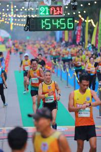 BIB: 5456
                            <button type="button" onclick="openModal(8907063)" class="btn btn-primary btn-sm float-right btn-popup" data-toggle="modal" data-target=".modal-high-quality">
                        <i class="fas fa-shopping-cart"></i> Add to Cart
                    </button>
                                            <button type="button" onclick="isThisMe(8907063, true)" class="btn btn-success btn-sm float-right btn-popup btn-isme hidden" data-toggle="tooltip" data-placement="bottom" title="นี่คือรูปของคุณใช่ไหม คลิกที่นี่เพื่อเอาเข้าอัลบั้ม">
                        <i class="fas fa-plus"></i> Add to album
                    </button>
                    <button type="button" onclick="isThisMe(8907063, false)" class="btn btn-warning btn-sm float-right btn-popup btn-isnotme hidden">
                        <i class="fas fa-ban"></i> Remove from album
                    </button>
