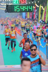 BIB: 5444
                            <button type="button" onclick="openModal(8906664)" class="btn btn-primary btn-sm float-right btn-popup" data-toggle="modal" data-target=".modal-high-quality">
                        <i class="fas fa-shopping-cart"></i> Add to Cart
                    </button>
                                            <button type="button" onclick="isThisMe(8906664, true)" class="btn btn-success btn-sm float-right btn-popup btn-isme hidden" data-toggle="tooltip" data-placement="bottom" title="นี่คือรูปของคุณใช่ไหม คลิกที่นี่เพื่อเอาเข้าอัลบั้ม">
                        <i class="fas fa-plus"></i> Add to album
                    </button>
                    <button type="button" onclick="isThisMe(8906664, false)" class="btn btn-warning btn-sm float-right btn-popup btn-isnotme hidden">
                        <i class="fas fa-ban"></i> Remove from album
                    </button>