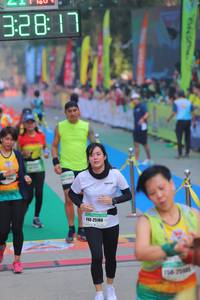 BIB: 328, 25186, 0259
                            <button type="button" onclick="openModal(8176245)" class="btn btn-primary btn-sm float-right btn-popup" data-toggle="modal" data-target=".modal-high-quality">
                        <i class="fas fa-shopping-cart"></i> Add to Cart
                    </button>
                                            <button type="button" onclick="isThisMe(8176245, true)" class="btn btn-success btn-sm float-right btn-popup btn-isme hidden" data-toggle="tooltip" data-placement="bottom" title="นี่คือรูปของคุณใช่ไหม คลิกที่นี่เพื่อเอาเข้าอัลบั้ม">
                        <i class="fas fa-plus"></i> Add to album
                    </button>
                    <button type="button" onclick="isThisMe(8176245, false)" class="btn btn-warning btn-sm float-right btn-popup btn-isnotme hidden">
                        <i class="fas fa-ban"></i> Remove from album
                    </button>