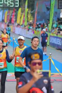 BIB: 453, 058
                            <button type="button" onclick="openModal(8158069)" class="btn btn-primary btn-sm float-right btn-popup" data-toggle="modal" data-target=".modal-high-quality">
                        <i class="fas fa-shopping-cart"></i> Add to Cart
                    </button>
                                            <button type="button" onclick="isThisMe(8158069, true)" class="btn btn-success btn-sm float-right btn-popup btn-isme hidden" data-toggle="tooltip" data-placement="bottom" title="นี่คือรูปของคุณใช่ไหม คลิกที่นี่เพื่อเอาเข้าอัลบั้ม">
                        <i class="fas fa-plus"></i> Add to album
                    </button>
                    <button type="button" onclick="isThisMe(8158069, false)" class="btn btn-warning btn-sm float-right btn-popup btn-isnotme hidden">
                        <i class="fas fa-ban"></i> Remove from album
                    </button>