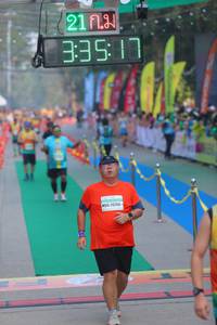 BIB: 33517, 26769
                            <button type="button" onclick="openModal(8199021)" class="btn btn-primary btn-sm float-right btn-popup" data-toggle="modal" data-target=".modal-high-quality">
                        <i class="fas fa-shopping-cart"></i> Add to Cart
                    </button>
                                            <button type="button" onclick="isThisMe(8199021, true)" class="btn btn-success btn-sm float-right btn-popup btn-isme hidden" data-toggle="tooltip" data-placement="bottom" title="นี่คือรูปของคุณใช่ไหม คลิกที่นี่เพื่อเอาเข้าอัลบั้ม">
                        <i class="fas fa-plus"></i> Add to album
                    </button>
                    <button type="button" onclick="isThisMe(8199021, false)" class="btn btn-warning btn-sm float-right btn-popup btn-isnotme hidden">
                        <i class="fas fa-ban"></i> Remove from album
                    </button>