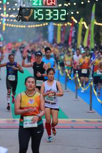 BIB: 332, 269
                            <button type="button" onclick="openModal(8905631)" class="btn btn-primary btn-sm float-right btn-popup" data-toggle="modal" data-target=".modal-high-quality">
                        <i class="fas fa-shopping-cart"></i> Add to Cart
                    </button>
                                            <button type="button" onclick="isThisMe(8905631, true)" class="btn btn-success btn-sm float-right btn-popup btn-isme hidden" data-toggle="tooltip" data-placement="bottom" title="นี่คือรูปของคุณใช่ไหม คลิกที่นี่เพื่อเอาเข้าอัลบั้ม">
                        <i class="fas fa-plus"></i> Add to album
                    </button>
                    <button type="button" onclick="isThisMe(8905631, false)" class="btn btn-warning btn-sm float-right btn-popup btn-isnotme hidden">
                        <i class="fas fa-ban"></i> Remove from album
                    </button>