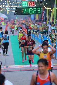 BIB: 211, 14623
                            <button type="button" onclick="openModal(8894482)" class="btn btn-primary btn-sm float-right btn-popup" data-toggle="modal" data-target=".modal-high-quality">
                        <i class="fas fa-shopping-cart"></i> Add to Cart
                    </button>
                                            <button type="button" onclick="isThisMe(8894482, true)" class="btn btn-success btn-sm float-right btn-popup btn-isme hidden" data-toggle="tooltip" data-placement="bottom" title="นี่คือรูปของคุณใช่ไหม คลิกที่นี่เพื่อเอาเข้าอัลบั้ม">
                        <i class="fas fa-plus"></i> Add to album
                    </button>
                    <button type="button" onclick="isThisMe(8894482, false)" class="btn btn-warning btn-sm float-right btn-popup btn-isnotme hidden">
                        <i class="fas fa-ban"></i> Remove from album
                    </button>
