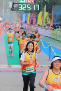 BIB: 32517, 20634
                            <button type="button" onclick="openModal(8160114)" class="btn btn-primary btn-sm float-right btn-popup" data-toggle="modal" data-target=".modal-high-quality">
                        <i class="fas fa-shopping-cart"></i> Add to Cart
                    </button>
                                            <button type="button" onclick="isThisMe(8160114, true)" class="btn btn-success btn-sm float-right btn-popup btn-isme hidden" data-toggle="tooltip" data-placement="bottom" title="นี่คือรูปของคุณใช่ไหม คลิกที่นี่เพื่อเอาเข้าอัลบั้ม">
                        <i class="fas fa-plus"></i> Add to album
                    </button>
                    <button type="button" onclick="isThisMe(8160114, false)" class="btn btn-warning btn-sm float-right btn-popup btn-isnotme hidden">
                        <i class="fas fa-ban"></i> Remove from album
                    </button>