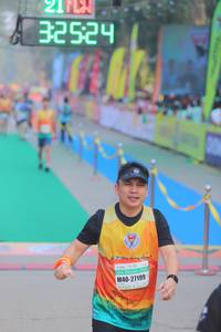 BIB: 32524, 27199
                            <button type="button" onclick="openModal(8161007)" class="btn btn-primary btn-sm float-right btn-popup" data-toggle="modal" data-target=".modal-high-quality">
                        <i class="fas fa-shopping-cart"></i> Add to Cart
                    </button>
                                            <button type="button" onclick="isThisMe(8161007, true)" class="btn btn-success btn-sm float-right btn-popup btn-isme hidden" data-toggle="tooltip" data-placement="bottom" title="นี่คือรูปของคุณใช่ไหม คลิกที่นี่เพื่อเอาเข้าอัลบั้ม">
                        <i class="fas fa-plus"></i> Add to album
                    </button>
                    <button type="button" onclick="isThisMe(8161007, false)" class="btn btn-warning btn-sm float-right btn-popup btn-isnotme hidden">
                        <i class="fas fa-ban"></i> Remove from album
                    </button>