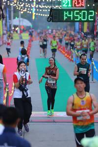 BIB: 14502, 2751
                            <button type="button" onclick="openModal(8892775)" class="btn btn-primary btn-sm float-right btn-popup" data-toggle="modal" data-target=".modal-high-quality">
                        <i class="fas fa-shopping-cart"></i> Add to Cart
                    </button>
                                            <button type="button" onclick="isThisMe(8892775, true)" class="btn btn-success btn-sm float-right btn-popup btn-isme hidden" data-toggle="tooltip" data-placement="bottom" title="นี่คือรูปของคุณใช่ไหม คลิกที่นี่เพื่อเอาเข้าอัลบั้ม">
                        <i class="fas fa-plus"></i> Add to album
                    </button>
                    <button type="button" onclick="isThisMe(8892775, false)" class="btn btn-warning btn-sm float-right btn-popup btn-isnotme hidden">
                        <i class="fas fa-ban"></i> Remove from album
                    </button>