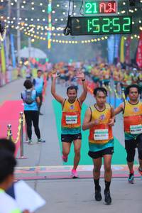 BIB: 211, 252, 2124, 22032, 27117
                            <button type="button" onclick="openModal(8904415)" class="btn btn-primary btn-sm float-right btn-popup" data-toggle="modal" data-target=".modal-high-quality">
                        <i class="fas fa-shopping-cart"></i> Add to Cart
                    </button>
                                            <button type="button" onclick="isThisMe(8904415, true)" class="btn btn-success btn-sm float-right btn-popup btn-isme hidden" data-toggle="tooltip" data-placement="bottom" title="นี่คือรูปของคุณใช่ไหม คลิกที่นี่เพื่อเอาเข้าอัลบั้ม">
                        <i class="fas fa-plus"></i> Add to album
                    </button>
                    <button type="button" onclick="isThisMe(8904415, false)" class="btn btn-warning btn-sm float-right btn-popup btn-isnotme hidden">
                        <i class="fas fa-ban"></i> Remove from album
                    </button>
