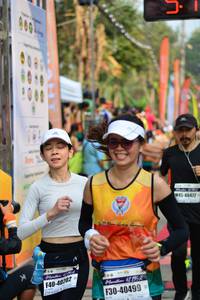 BIB: 100, 000, 40472, 40202, 12195, 40499
                            <button type="button" onclick="openModal(7309154)" class="btn btn-primary btn-sm float-right btn-popup" data-toggle="modal" data-target=".modal-high-quality">
                        <i class="fas fa-shopping-cart"></i> Add to Cart
                    </button>
                                            <button type="button" onclick="isThisMe(7309154, true)" class="btn btn-success btn-sm float-right btn-popup btn-isme hidden" data-toggle="tooltip" data-placement="bottom" title="นี่คือรูปของคุณใช่ไหม คลิกที่นี่เพื่อเอาเข้าอัลบั้ม">
                        <i class="fas fa-plus"></i> Add to album
                    </button>
                    <button type="button" onclick="isThisMe(7309154, false)" class="btn btn-warning btn-sm float-right btn-popup btn-isnotme hidden">
                        <i class="fas fa-ban"></i> Remove from album
                    </button>