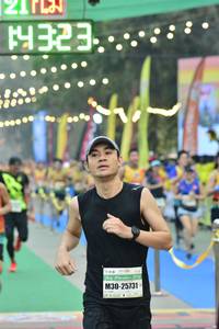 BIB: 25731
                            <button type="button" onclick="openModal(8330793)" class="btn btn-primary btn-sm float-right btn-popup" data-toggle="modal" data-target=".modal-high-quality">
                        <i class="fas fa-shopping-cart"></i> Add to Cart
                    </button>
                                            <button type="button" onclick="isThisMe(8330793, true)" class="btn btn-success btn-sm float-right btn-popup btn-isme hidden" data-toggle="tooltip" data-placement="bottom" title="นี่คือรูปของคุณใช่ไหม คลิกที่นี่เพื่อเอาเข้าอัลบั้ม">
                        <i class="fas fa-plus"></i> Add to album
                    </button>
                    <button type="button" onclick="isThisMe(8330793, false)" class="btn btn-warning btn-sm float-right btn-popup btn-isnotme hidden">
                        <i class="fas fa-ban"></i> Remove from album
                    </button>