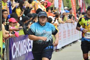 BIB: 473
                            <button type="button" onclick="openModal(7616610)" class="btn btn-primary btn-sm float-right btn-popup" data-toggle="modal" data-target=".modal-high-quality">
                        <i class="fas fa-shopping-cart"></i> Add to Cart
                    </button>
                                            <button type="button" onclick="isThisMe(7616610, true)" class="btn btn-success btn-sm float-right btn-popup btn-isme hidden" data-toggle="tooltip" data-placement="bottom" title="นี่คือรูปของคุณใช่ไหม คลิกที่นี่เพื่อเอาเข้าอัลบั้ม">
                        <i class="fas fa-plus"></i> Add to album
                    </button>
                    <button type="button" onclick="isThisMe(7616610, false)" class="btn btn-warning btn-sm float-right btn-popup btn-isnotme hidden">
                        <i class="fas fa-ban"></i> Remove from album
                    </button>