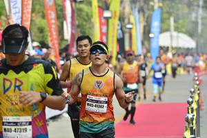 BIB: 222, 41362, 47319
                            <button type="button" onclick="openModal(7616802)" class="btn btn-primary btn-sm float-right btn-popup" data-toggle="modal" data-target=".modal-high-quality">
                        <i class="fas fa-shopping-cart"></i> Add to Cart
                    </button>
                                            <button type="button" onclick="isThisMe(7616802, true)" class="btn btn-success btn-sm float-right btn-popup btn-isme hidden" data-toggle="tooltip" data-placement="bottom" title="นี่คือรูปของคุณใช่ไหม คลิกที่นี่เพื่อเอาเข้าอัลบั้ม">
                        <i class="fas fa-plus"></i> Add to album
                    </button>
                    <button type="button" onclick="isThisMe(7616802, false)" class="btn btn-warning btn-sm float-right btn-popup btn-isnotme hidden">
                        <i class="fas fa-ban"></i> Remove from album
                    </button>