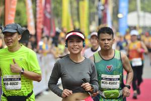 BIB: 45052, 46637
                            <button type="button" onclick="openModal(7636273)" class="btn btn-primary btn-sm float-right btn-popup" data-toggle="modal" data-target=".modal-high-quality">
                        <i class="fas fa-shopping-cart"></i> Add to Cart
                    </button>
                                            <button type="button" onclick="isThisMe(7636273, true)" class="btn btn-success btn-sm float-right btn-popup btn-isme hidden" data-toggle="tooltip" data-placement="bottom" title="นี่คือรูปของคุณใช่ไหม คลิกที่นี่เพื่อเอาเข้าอัลบั้ม">
                        <i class="fas fa-plus"></i> Add to album
                    </button>
                    <button type="button" onclick="isThisMe(7636273, false)" class="btn btn-warning btn-sm float-right btn-popup btn-isnotme hidden">
                        <i class="fas fa-ban"></i> Remove from album
                    </button>