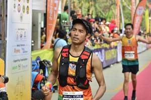 BIB: 089, 421952
                            <button type="button" onclick="openModal(7372490)" class="btn btn-primary btn-sm float-right btn-popup" data-toggle="modal" data-target=".modal-high-quality">
                        <i class="fas fa-shopping-cart"></i> Add to Cart
                    </button>
                                            <button type="button" onclick="isThisMe(7372490, true)" class="btn btn-success btn-sm float-right btn-popup btn-isme hidden" data-toggle="tooltip" data-placement="bottom" title="นี่คือรูปของคุณใช่ไหม คลิกที่นี่เพื่อเอาเข้าอัลบั้ม">
                        <i class="fas fa-plus"></i> Add to album
                    </button>
                    <button type="button" onclick="isThisMe(7372490, false)" class="btn btn-warning btn-sm float-right btn-popup btn-isnotme hidden">
                        <i class="fas fa-ban"></i> Remove from album
                    </button>