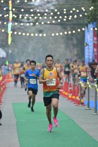 BIB: 20142
                            <button type="button" onclick="openModal(8313679)" class="btn btn-primary btn-sm float-right btn-popup" data-toggle="modal" data-target=".modal-high-quality">
                        <i class="fas fa-shopping-cart"></i> Add to Cart
                    </button>
                                            <button type="button" onclick="isThisMe(8313679, true)" class="btn btn-success btn-sm float-right btn-popup btn-isme hidden" data-toggle="tooltip" data-placement="bottom" title="นี่คือรูปของคุณใช่ไหม คลิกที่นี่เพื่อเอาเข้าอัลบั้ม">
                        <i class="fas fa-plus"></i> Add to album
                    </button>
                    <button type="button" onclick="isThisMe(8313679, false)" class="btn btn-warning btn-sm float-right btn-popup btn-isnotme hidden">
                        <i class="fas fa-ban"></i> Remove from album
                    </button>