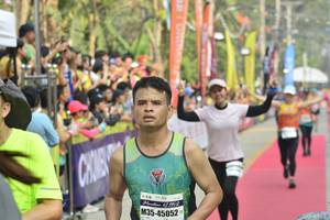 BIB: 45052
                            <button type="button" onclick="openModal(7636772)" class="btn btn-primary btn-sm float-right btn-popup" data-toggle="modal" data-target=".modal-high-quality">
                        <i class="fas fa-shopping-cart"></i> Add to Cart
                    </button>
                                            <button type="button" onclick="isThisMe(7636772, true)" class="btn btn-success btn-sm float-right btn-popup btn-isme hidden" data-toggle="tooltip" data-placement="bottom" title="นี่คือรูปของคุณใช่ไหม คลิกที่นี่เพื่อเอาเข้าอัลบั้ม">
                        <i class="fas fa-plus"></i> Add to album
                    </button>
                    <button type="button" onclick="isThisMe(7636772, false)" class="btn btn-warning btn-sm float-right btn-popup btn-isnotme hidden">
                        <i class="fas fa-ban"></i> Remove from album
                    </button>