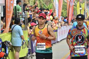 BIB: 41372, 41969
                            <button type="button" onclick="openModal(7373393)" class="btn btn-primary btn-sm float-right btn-popup" data-toggle="modal" data-target=".modal-high-quality">
                        <i class="fas fa-shopping-cart"></i> Add to Cart
                    </button>
                                            <button type="button" onclick="isThisMe(7373393, true)" class="btn btn-success btn-sm float-right btn-popup btn-isme hidden" data-toggle="tooltip" data-placement="bottom" title="นี่คือรูปของคุณใช่ไหม คลิกที่นี่เพื่อเอาเข้าอัลบั้ม">
                        <i class="fas fa-plus"></i> Add to album
                    </button>
                    <button type="button" onclick="isThisMe(7373393, false)" class="btn btn-warning btn-sm float-right btn-popup btn-isnotme hidden">
                        <i class="fas fa-ban"></i> Remove from album
                    </button>