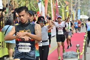 BIB: 0191, 48293
                            <button type="button" onclick="openModal(7634808)" class="btn btn-primary btn-sm float-right btn-popup" data-toggle="modal" data-target=".modal-high-quality">
                        <i class="fas fa-shopping-cart"></i> Add to Cart
                    </button>
                                            <button type="button" onclick="isThisMe(7634808, true)" class="btn btn-success btn-sm float-right btn-popup btn-isme hidden" data-toggle="tooltip" data-placement="bottom" title="นี่คือรูปของคุณใช่ไหม คลิกที่นี่เพื่อเอาเข้าอัลบั้ม">
                        <i class="fas fa-plus"></i> Add to album
                    </button>
                    <button type="button" onclick="isThisMe(7634808, false)" class="btn btn-warning btn-sm float-right btn-popup btn-isnotme hidden">
                        <i class="fas fa-ban"></i> Remove from album
                    </button>