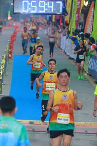 BIB: 0947, 10571
                            <button type="button" onclick="openModal(7413209)" class="btn btn-primary btn-sm float-right btn-popup" data-toggle="modal" data-target=".modal-high-quality">
                        <i class="fas fa-shopping-cart"></i> Add to Cart
                    </button>
                                            <button type="button" onclick="isThisMe(7413209, true)" class="btn btn-success btn-sm float-right btn-popup btn-isme hidden" data-toggle="tooltip" data-placement="bottom" title="นี่คือรูปของคุณใช่ไหม คลิกที่นี่เพื่อเอาเข้าอัลบั้ม">
                        <i class="fas fa-plus"></i> Add to album
                    </button>
                    <button type="button" onclick="isThisMe(7413209, false)" class="btn btn-warning btn-sm float-right btn-popup btn-isnotme hidden">
                        <i class="fas fa-ban"></i> Remove from album
                    </button>