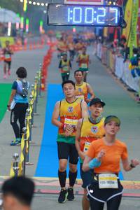 BIB: 0027, 135, 16254
                            <button type="button" onclick="openModal(7414799)" class="btn btn-primary btn-sm float-right btn-popup" data-toggle="modal" data-target=".modal-high-quality">
                        <i class="fas fa-shopping-cart"></i> Add to Cart
                    </button>
                                            <button type="button" onclick="isThisMe(7414799, true)" class="btn btn-success btn-sm float-right btn-popup btn-isme hidden" data-toggle="tooltip" data-placement="bottom" title="นี่คือรูปของคุณใช่ไหม คลิกที่นี่เพื่อเอาเข้าอัลบั้ม">
                        <i class="fas fa-plus"></i> Add to album
                    </button>
                    <button type="button" onclick="isThisMe(7414799, false)" class="btn btn-warning btn-sm float-right btn-popup btn-isnotme hidden">
                        <i class="fas fa-ban"></i> Remove from album
                    </button>