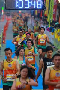 BIB: 0348, 11370
                            <button type="button" onclick="openModal(7422876)" class="btn btn-primary btn-sm float-right btn-popup" data-toggle="modal" data-target=".modal-high-quality">
                        <i class="fas fa-shopping-cart"></i> Add to Cart
                    </button>
                                            <button type="button" onclick="isThisMe(7422876, true)" class="btn btn-success btn-sm float-right btn-popup btn-isme hidden" data-toggle="tooltip" data-placement="bottom" title="นี่คือรูปของคุณใช่ไหม คลิกที่นี่เพื่อเอาเข้าอัลบั้ม">
                        <i class="fas fa-plus"></i> Add to album
                    </button>
                    <button type="button" onclick="isThisMe(7422876, false)" class="btn btn-warning btn-sm float-right btn-popup btn-isnotme hidden">
                        <i class="fas fa-ban"></i> Remove from album
                    </button>