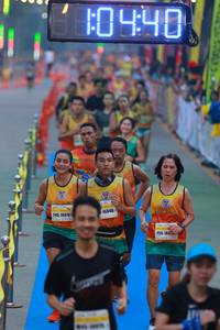 BIB: 10440, 16846, 4010470, 168
                            <button type="button" onclick="openModal(7424577)" class="btn btn-primary btn-sm float-right btn-popup" data-toggle="modal" data-target=".modal-high-quality">
                        <i class="fas fa-shopping-cart"></i> Add to Cart
                    </button>
                                            <button type="button" onclick="isThisMe(7424577, true)" class="btn btn-success btn-sm float-right btn-popup btn-isme hidden" data-toggle="tooltip" data-placement="bottom" title="นี่คือรูปของคุณใช่ไหม คลิกที่นี่เพื่อเอาเข้าอัลบั้ม">
                        <i class="fas fa-plus"></i> Add to album
                    </button>
                    <button type="button" onclick="isThisMe(7424577, false)" class="btn btn-warning btn-sm float-right btn-popup btn-isnotme hidden">
                        <i class="fas fa-ban"></i> Remove from album
                    </button>