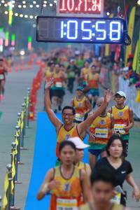 BIB: 1018, 10558, 6827
                            <button type="button" onclick="openModal(7428246)" class="btn btn-primary btn-sm float-right btn-popup" data-toggle="modal" data-target=".modal-high-quality">
                        <i class="fas fa-shopping-cart"></i> Add to Cart
                    </button>
                                            <button type="button" onclick="isThisMe(7428246, true)" class="btn btn-success btn-sm float-right btn-popup btn-isme hidden" data-toggle="tooltip" data-placement="bottom" title="นี่คือรูปของคุณใช่ไหม คลิกที่นี่เพื่อเอาเข้าอัลบั้ม">
                        <i class="fas fa-plus"></i> Add to album
                    </button>
                    <button type="button" onclick="isThisMe(7428246, false)" class="btn btn-warning btn-sm float-right btn-popup btn-isnotme hidden">
                        <i class="fas fa-ban"></i> Remove from album
                    </button>