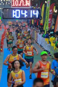 BIB: 101, 104, 1636
                            <button type="button" onclick="openModal(7423924)" class="btn btn-primary btn-sm float-right btn-popup" data-toggle="modal" data-target=".modal-high-quality">
                        <i class="fas fa-shopping-cart"></i> Add to Cart
                    </button>
                                            <button type="button" onclick="isThisMe(7423924, true)" class="btn btn-success btn-sm float-right btn-popup btn-isme hidden" data-toggle="tooltip" data-placement="bottom" title="นี่คือรูปของคุณใช่ไหม คลิกที่นี่เพื่อเอาเข้าอัลบั้ม">
                        <i class="fas fa-plus"></i> Add to album
                    </button>
                    <button type="button" onclick="isThisMe(7423924, false)" class="btn btn-warning btn-sm float-right btn-popup btn-isnotme hidden">
                        <i class="fas fa-ban"></i> Remove from album
                    </button>
