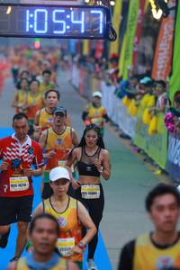 BIB: 547, 16216, 15004, 5559, 
                            <button type="button" onclick="openModal(7428000)" class="btn btn-primary btn-sm float-right btn-popup" data-toggle="modal" data-target=".modal-high-quality">
                        <i class="fas fa-shopping-cart"></i> Add to Cart
                    </button>
                                            <button type="button" onclick="isThisMe(7428000, true)" class="btn btn-success btn-sm float-right btn-popup btn-isme hidden" data-toggle="tooltip" data-placement="bottom" title="นี่คือรูปของคุณใช่ไหม คลิกที่นี่เพื่อเอาเข้าอัลบั้ม">
                        <i class="fas fa-plus"></i> Add to album
                    </button>
                    <button type="button" onclick="isThisMe(7428000, false)" class="btn btn-warning btn-sm float-right btn-popup btn-isnotme hidden">
                        <i class="fas fa-ban"></i> Remove from album
                    </button>