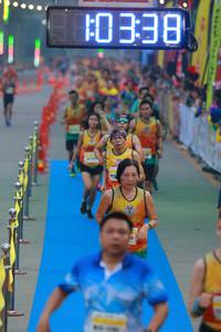 BIB: 0338
                            <button type="button" onclick="openModal(7421798)" class="btn btn-primary btn-sm float-right btn-popup" data-toggle="modal" data-target=".modal-high-quality">
                        <i class="fas fa-shopping-cart"></i> Add to Cart
                    </button>
                                            <button type="button" onclick="isThisMe(7421798, true)" class="btn btn-success btn-sm float-right btn-popup btn-isme hidden" data-toggle="tooltip" data-placement="bottom" title="นี่คือรูปของคุณใช่ไหม คลิกที่นี่เพื่อเอาเข้าอัลบั้ม">
                        <i class="fas fa-plus"></i> Add to album
                    </button>
                    <button type="button" onclick="isThisMe(7421798, false)" class="btn btn-warning btn-sm float-right btn-popup btn-isnotme hidden">
                        <i class="fas fa-ban"></i> Remove from album
                    </button>