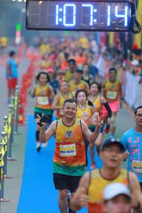 BIB: 0714, 16335, 111
                            <button type="button" onclick="openModal(7430660)" class="btn btn-primary btn-sm float-right btn-popup" data-toggle="modal" data-target=".modal-high-quality">
                        <i class="fas fa-shopping-cart"></i> Add to Cart
                    </button>
                                            <button type="button" onclick="isThisMe(7430660, true)" class="btn btn-success btn-sm float-right btn-popup btn-isme hidden" data-toggle="tooltip" data-placement="bottom" title="นี่คือรูปของคุณใช่ไหม คลิกที่นี่เพื่อเอาเข้าอัลบั้ม">
                        <i class="fas fa-plus"></i> Add to album
                    </button>
                    <button type="button" onclick="isThisMe(7430660, false)" class="btn btn-warning btn-sm float-right btn-popup btn-isnotme hidden">
                        <i class="fas fa-ban"></i> Remove from album
                    </button>