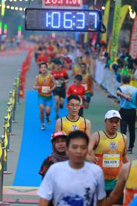 BIB: 063, 11276
                            <button type="button" onclick="openModal(7429310)" class="btn btn-primary btn-sm float-right btn-popup" data-toggle="modal" data-target=".modal-high-quality">
                        <i class="fas fa-shopping-cart"></i> Add to Cart
                    </button>
                                            <button type="button" onclick="isThisMe(7429310, true)" class="btn btn-success btn-sm float-right btn-popup btn-isme hidden" data-toggle="tooltip" data-placement="bottom" title="นี่คือรูปของคุณใช่ไหม คลิกที่นี่เพื่อเอาเข้าอัลบั้ม">
                        <i class="fas fa-plus"></i> Add to album
                    </button>
                    <button type="button" onclick="isThisMe(7429310, false)" class="btn btn-warning btn-sm float-right btn-popup btn-isnotme hidden">
                        <i class="fas fa-ban"></i> Remove from album
                    </button>