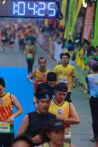 BIB: 0425, 15389
                            <button type="button" onclick="openModal(7424095)" class="btn btn-primary btn-sm float-right btn-popup" data-toggle="modal" data-target=".modal-high-quality">
                        <i class="fas fa-shopping-cart"></i> Add to Cart
                    </button>
                                            <button type="button" onclick="isThisMe(7424095, true)" class="btn btn-success btn-sm float-right btn-popup btn-isme hidden" data-toggle="tooltip" data-placement="bottom" title="นี่คือรูปของคุณใช่ไหม คลิกที่นี่เพื่อเอาเข้าอัลบั้ม">
                        <i class="fas fa-plus"></i> Add to album
                    </button>
                    <button type="button" onclick="isThisMe(7424095, false)" class="btn btn-warning btn-sm float-right btn-popup btn-isnotme hidden">
                        <i class="fas fa-ban"></i> Remove from album
                    </button>