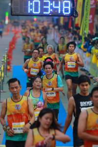 BIB: 0348, 11370
                            <button type="button" onclick="openModal(7423070)" class="btn btn-primary btn-sm float-right btn-popup" data-toggle="modal" data-target=".modal-high-quality">
                        <i class="fas fa-shopping-cart"></i> Add to Cart
                    </button>
                                            <button type="button" onclick="isThisMe(7423070, true)" class="btn btn-success btn-sm float-right btn-popup btn-isme hidden" data-toggle="tooltip" data-placement="bottom" title="นี่คือรูปของคุณใช่ไหม คลิกที่นี่เพื่อเอาเข้าอัลบั้ม">
                        <i class="fas fa-plus"></i> Add to album
                    </button>
                    <button type="button" onclick="isThisMe(7423070, false)" class="btn btn-warning btn-sm float-right btn-popup btn-isnotme hidden">
                        <i class="fas fa-ban"></i> Remove from album
                    </button>