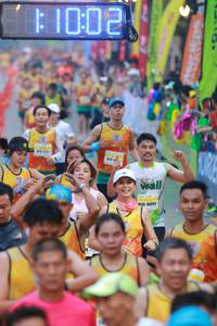 BIB: 1002, 16083
                            <button type="button" onclick="openModal(7442647)" class="btn btn-primary btn-sm float-right btn-popup" data-toggle="modal" data-target=".modal-high-quality">
                        <i class="fas fa-shopping-cart"></i> Add to Cart
                    </button>
                                            <button type="button" onclick="isThisMe(7442647, true)" class="btn btn-success btn-sm float-right btn-popup btn-isme hidden" data-toggle="tooltip" data-placement="bottom" title="นี่คือรูปของคุณใช่ไหม คลิกที่นี่เพื่อเอาเข้าอัลบั้ม">
                        <i class="fas fa-plus"></i> Add to album
                    </button>
                    <button type="button" onclick="isThisMe(7442647, false)" class="btn btn-warning btn-sm float-right btn-popup btn-isnotme hidden">
                        <i class="fas fa-ban"></i> Remove from album
                    </button>