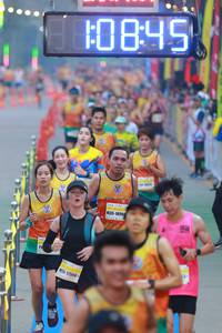 BIB: 0845, 109, 17568
                            <button type="button" onclick="openModal(7438597)" class="btn btn-primary btn-sm float-right btn-popup" data-toggle="modal" data-target=".modal-high-quality">
                        <i class="fas fa-shopping-cart"></i> Add to Cart
                    </button>
                                            <button type="button" onclick="isThisMe(7438597, true)" class="btn btn-success btn-sm float-right btn-popup btn-isme hidden" data-toggle="tooltip" data-placement="bottom" title="นี่คือรูปของคุณใช่ไหม คลิกที่นี่เพื่อเอาเข้าอัลบั้ม">
                        <i class="fas fa-plus"></i> Add to album
                    </button>
                    <button type="button" onclick="isThisMe(7438597, false)" class="btn btn-warning btn-sm float-right btn-popup btn-isnotme hidden">
                        <i class="fas fa-ban"></i> Remove from album
                    </button>