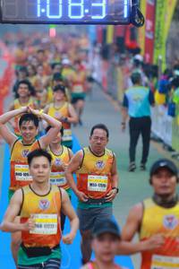 BIB: 109, 15852, 17570, 17272
                            <button type="button" onclick="openModal(7437906)" class="btn btn-primary btn-sm float-right btn-popup" data-toggle="modal" data-target=".modal-high-quality">
                        <i class="fas fa-shopping-cart"></i> Add to Cart
                    </button>
                                            <button type="button" onclick="isThisMe(7437906, true)" class="btn btn-success btn-sm float-right btn-popup btn-isme hidden" data-toggle="tooltip" data-placement="bottom" title="นี่คือรูปของคุณใช่ไหม คลิกที่นี่เพื่อเอาเข้าอัลบั้ม">
                        <i class="fas fa-plus"></i> Add to album
                    </button>
                    <button type="button" onclick="isThisMe(7437906, false)" class="btn btn-warning btn-sm float-right btn-popup btn-isnotme hidden">
                        <i class="fas fa-ban"></i> Remove from album
                    </button>