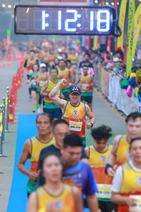 BIB: 1218, 1774
                            <button type="button" onclick="openModal(7451472)" class="btn btn-primary btn-sm float-right btn-popup" data-toggle="modal" data-target=".modal-high-quality">
                        <i class="fas fa-shopping-cart"></i> Add to Cart
                    </button>
                                            <button type="button" onclick="isThisMe(7451472, true)" class="btn btn-success btn-sm float-right btn-popup btn-isme hidden" data-toggle="tooltip" data-placement="bottom" title="นี่คือรูปของคุณใช่ไหม คลิกที่นี่เพื่อเอาเข้าอัลบั้ม">
                        <i class="fas fa-plus"></i> Add to album
                    </button>
                    <button type="button" onclick="isThisMe(7451472, false)" class="btn btn-warning btn-sm float-right btn-popup btn-isnotme hidden">
                        <i class="fas fa-ban"></i> Remove from album
                    </button>