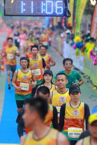 BIB: 1506
                            <button type="button" onclick="openModal(7448199)" class="btn btn-primary btn-sm float-right btn-popup" data-toggle="modal" data-target=".modal-high-quality">
                        <i class="fas fa-shopping-cart"></i> Add to Cart
                    </button>
                                            <button type="button" onclick="isThisMe(7448199, true)" class="btn btn-success btn-sm float-right btn-popup btn-isme hidden" data-toggle="tooltip" data-placement="bottom" title="นี่คือรูปของคุณใช่ไหม คลิกที่นี่เพื่อเอาเข้าอัลบั้ม">
                        <i class="fas fa-plus"></i> Add to album
                    </button>
                    <button type="button" onclick="isThisMe(7448199, false)" class="btn btn-warning btn-sm float-right btn-popup btn-isnotme hidden">
                        <i class="fas fa-ban"></i> Remove from album
                    </button>