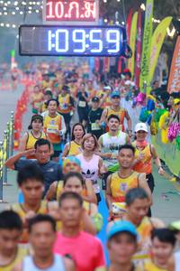 BIB: 1008, 10181, 0959
                            <button type="button" onclick="openModal(7442552)" class="btn btn-primary btn-sm float-right btn-popup" data-toggle="modal" data-target=".modal-high-quality">
                        <i class="fas fa-shopping-cart"></i> Add to Cart
                    </button>
                                            <button type="button" onclick="isThisMe(7442552, true)" class="btn btn-success btn-sm float-right btn-popup btn-isme hidden" data-toggle="tooltip" data-placement="bottom" title="นี่คือรูปของคุณใช่ไหม คลิกที่นี่เพื่อเอาเข้าอัลบั้ม">
                        <i class="fas fa-plus"></i> Add to album
                    </button>
                    <button type="button" onclick="isThisMe(7442552, false)" class="btn btn-warning btn-sm float-right btn-popup btn-isnotme hidden">
                        <i class="fas fa-ban"></i> Remove from album
                    </button>