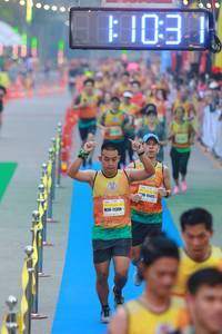 BIB: 1031, 11394
                            <button type="button" onclick="openModal(7445546)" class="btn btn-primary btn-sm float-right btn-popup" data-toggle="modal" data-target=".modal-high-quality">
                        <i class="fas fa-shopping-cart"></i> Add to Cart
                    </button>
                                            <button type="button" onclick="isThisMe(7445546, true)" class="btn btn-success btn-sm float-right btn-popup btn-isme hidden" data-toggle="tooltip" data-placement="bottom" title="นี่คือรูปของคุณใช่ไหม คลิกที่นี่เพื่อเอาเข้าอัลบั้ม">
                        <i class="fas fa-plus"></i> Add to album
                    </button>
                    <button type="button" onclick="isThisMe(7445546, false)" class="btn btn-warning btn-sm float-right btn-popup btn-isnotme hidden">
                        <i class="fas fa-ban"></i> Remove from album
                    </button>