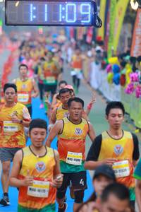 BIB: 11804, 17095
                            <button type="button" onclick="openModal(7448564)" class="btn btn-primary btn-sm float-right btn-popup" data-toggle="modal" data-target=".modal-high-quality">
                        <i class="fas fa-shopping-cart"></i> Add to Cart
                    </button>
                                            <button type="button" onclick="isThisMe(7448564, true)" class="btn btn-success btn-sm float-right btn-popup btn-isme hidden" data-toggle="tooltip" data-placement="bottom" title="นี่คือรูปของคุณใช่ไหม คลิกที่นี่เพื่อเอาเข้าอัลบั้ม">
                        <i class="fas fa-plus"></i> Add to album
                    </button>
                    <button type="button" onclick="isThisMe(7448564, false)" class="btn btn-warning btn-sm float-right btn-popup btn-isnotme hidden">
                        <i class="fas fa-ban"></i> Remove from album
                    </button>