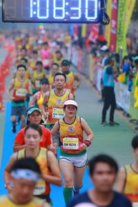 BIB: 15228
                            <button type="button" onclick="openModal(7437532)" class="btn btn-primary btn-sm float-right btn-popup" data-toggle="modal" data-target=".modal-high-quality">
                        <i class="fas fa-shopping-cart"></i> Add to Cart
                    </button>
                                            <button type="button" onclick="isThisMe(7437532, true)" class="btn btn-success btn-sm float-right btn-popup btn-isme hidden" data-toggle="tooltip" data-placement="bottom" title="นี่คือรูปของคุณใช่ไหม คลิกที่นี่เพื่อเอาเข้าอัลบั้ม">
                        <i class="fas fa-plus"></i> Add to album
                    </button>
                    <button type="button" onclick="isThisMe(7437532, false)" class="btn btn-warning btn-sm float-right btn-popup btn-isnotme hidden">
                        <i class="fas fa-ban"></i> Remove from album
                    </button>