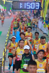 BIB: 503, 310
                            <button type="button" onclick="openModal(7697348)" class="btn btn-primary btn-sm float-right btn-popup" data-toggle="modal" data-target=".modal-high-quality">
                        <i class="fas fa-shopping-cart"></i> Add to Cart
                    </button>
                                            <button type="button" onclick="isThisMe(7697348, true)" class="btn btn-success btn-sm float-right btn-popup btn-isme hidden" data-toggle="tooltip" data-placement="bottom" title="นี่คือรูปของคุณใช่ไหม คลิกที่นี่เพื่อเอาเข้าอัลบั้ม">
                        <i class="fas fa-plus"></i> Add to album
                    </button>
                    <button type="button" onclick="isThisMe(7697348, false)" class="btn btn-warning btn-sm float-right btn-popup btn-isnotme hidden">
                        <i class="fas fa-ban"></i> Remove from album
                    </button>