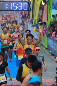 BIB: 1530, 15759, 10112
                            <button type="button" onclick="openModal(7699784)" class="btn btn-primary btn-sm float-right btn-popup" data-toggle="modal" data-target=".modal-high-quality">
                        <i class="fas fa-shopping-cart"></i> Add to Cart
                    </button>
                                            <button type="button" onclick="isThisMe(7699784, true)" class="btn btn-success btn-sm float-right btn-popup btn-isme hidden" data-toggle="tooltip" data-placement="bottom" title="นี่คือรูปของคุณใช่ไหม คลิกที่นี่เพื่อเอาเข้าอัลบั้ม">
                        <i class="fas fa-plus"></i> Add to album
                    </button>
                    <button type="button" onclick="isThisMe(7699784, false)" class="btn btn-warning btn-sm float-right btn-popup btn-isnotme hidden">
                        <i class="fas fa-ban"></i> Remove from album
                    </button>