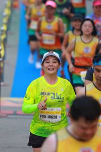 BIB: 200, 102, 10628
                            <button type="button" onclick="openModal(7708414)" class="btn btn-primary btn-sm float-right btn-popup" data-toggle="modal" data-target=".modal-high-quality">
                        <i class="fas fa-shopping-cart"></i> Add to Cart
                    </button>
                                            <button type="button" onclick="isThisMe(7708414, true)" class="btn btn-success btn-sm float-right btn-popup btn-isme hidden" data-toggle="tooltip" data-placement="bottom" title="นี่คือรูปของคุณใช่ไหม คลิกที่นี่เพื่อเอาเข้าอัลบั้ม">
                        <i class="fas fa-plus"></i> Add to album
                    </button>
                    <button type="button" onclick="isThisMe(7708414, false)" class="btn btn-warning btn-sm float-right btn-popup btn-isnotme hidden">
                        <i class="fas fa-ban"></i> Remove from album
                    </button>