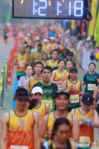 BIB: 1218, 15244
                            <button type="button" onclick="openModal(7720550)" class="btn btn-primary btn-sm float-right btn-popup" data-toggle="modal" data-target=".modal-high-quality">
                        <i class="fas fa-shopping-cart"></i> Add to Cart
                    </button>
                                            <button type="button" onclick="isThisMe(7720550, true)" class="btn btn-success btn-sm float-right btn-popup btn-isme hidden" data-toggle="tooltip" data-placement="bottom" title="นี่คือรูปของคุณใช่ไหม คลิกที่นี่เพื่อเอาเข้าอัลบั้ม">
                        <i class="fas fa-plus"></i> Add to album
                    </button>
                    <button type="button" onclick="isThisMe(7720550, false)" class="btn btn-warning btn-sm float-right btn-popup btn-isnotme hidden">
                        <i class="fas fa-ban"></i> Remove from album
                    </button>