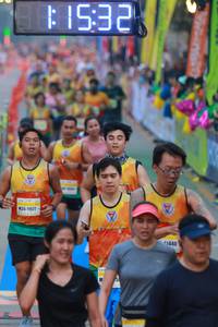 BIB: 1532, 11577, 11440
                            <button type="button" onclick="openModal(7700303)" class="btn btn-primary btn-sm float-right btn-popup" data-toggle="modal" data-target=".modal-high-quality">
                        <i class="fas fa-shopping-cart"></i> Add to Cart
                    </button>
                                            <button type="button" onclick="isThisMe(7700303, true)" class="btn btn-success btn-sm float-right btn-popup btn-isme hidden" data-toggle="tooltip" data-placement="bottom" title="นี่คือรูปของคุณใช่ไหม คลิกที่นี่เพื่อเอาเข้าอัลบั้ม">
                        <i class="fas fa-plus"></i> Add to album
                    </button>
                    <button type="button" onclick="isThisMe(7700303, false)" class="btn btn-warning btn-sm float-right btn-popup btn-isnotme hidden">
                        <i class="fas fa-ban"></i> Remove from album
                    </button>