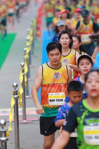 BIB: 11540
                            <button type="button" onclick="openModal(7734688)" class="btn btn-primary btn-sm float-right btn-popup" data-toggle="modal" data-target=".modal-high-quality">
                        <i class="fas fa-shopping-cart"></i> Add to Cart
                    </button>
                                            <button type="button" onclick="isThisMe(7734688, true)" class="btn btn-success btn-sm float-right btn-popup btn-isme hidden" data-toggle="tooltip" data-placement="bottom" title="นี่คือรูปของคุณใช่ไหม คลิกที่นี่เพื่อเอาเข้าอัลบั้ม">
                        <i class="fas fa-plus"></i> Add to album
                    </button>
                    <button type="button" onclick="isThisMe(7734688, false)" class="btn btn-warning btn-sm float-right btn-popup btn-isnotme hidden">
                        <i class="fas fa-ban"></i> Remove from album
                    </button>