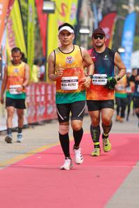 BIB: 40709, 45762
                            <button type="button" onclick="openModal(9873124)" class="btn btn-primary btn-sm float-right btn-popup" data-toggle="modal" data-target=".modal-high-quality">
                        <i class="fas fa-shopping-cart"></i> Add to Cart
                    </button>
                                            <button type="button" onclick="isThisMe(9873124, true)" class="btn btn-success btn-sm float-right btn-popup btn-isme hidden" data-toggle="tooltip" data-placement="bottom" title="นี่คือรูปของคุณใช่ไหม คลิกที่นี่เพื่อเอาเข้าอัลบั้ม">
                        <i class="fas fa-plus"></i> Add to album
                    </button>
                    <button type="button" onclick="isThisMe(9873124, false)" class="btn btn-warning btn-sm float-right btn-popup btn-isnotme hidden">
                        <i class="fas fa-ban"></i> Remove from album
                    </button>